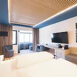 Hotel The Oceans