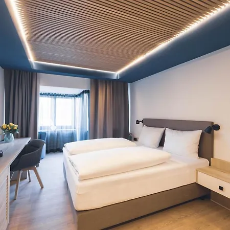 Hotell The Oceans 3*
